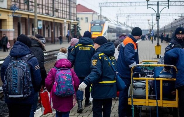 Кабмин расширил перечень ВПЛ, которым сохранят выплаты