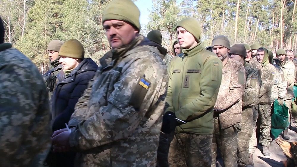 NYT: РФ продає українських полонених на “чорному” ринку