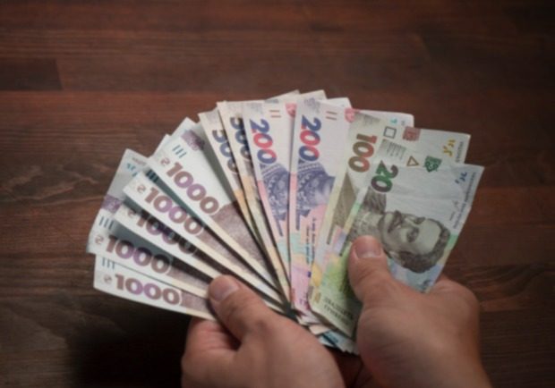 Зарплаты, налоги, выплаты: что изменится с 1 апреля