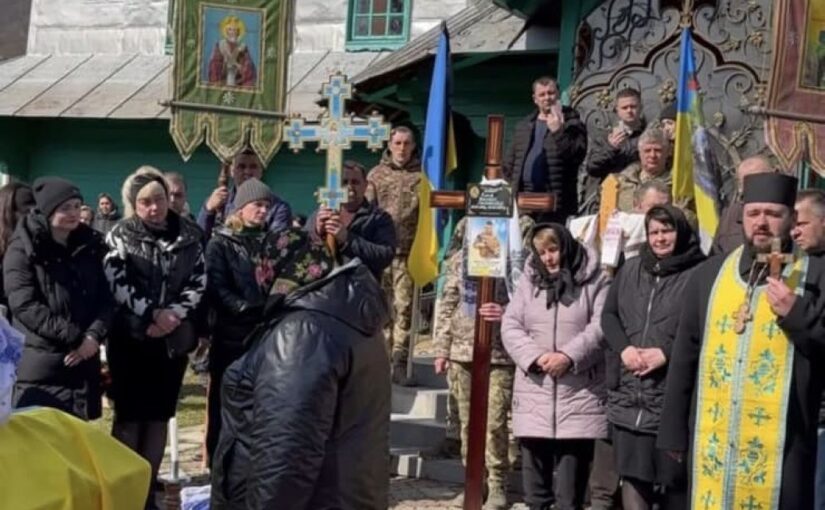 На Буковине священник УПЦ МП запретил отпеть в церкви погибшего воина ➤ Prozoro.net.ua