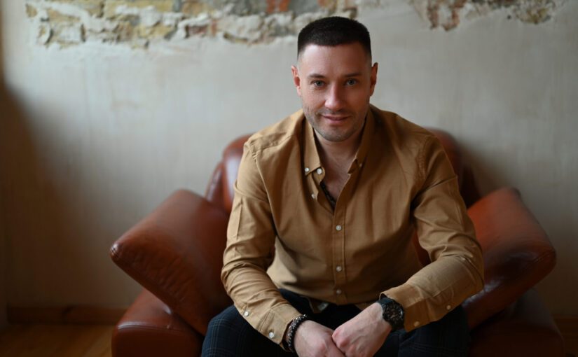 Відомий український співак відповів на закиди, що він копіює Винника ➤ Prozoro.net.ua