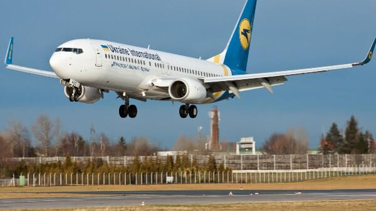 Які аеропорти можуть відкрити в Україні: великі шанси в одного
