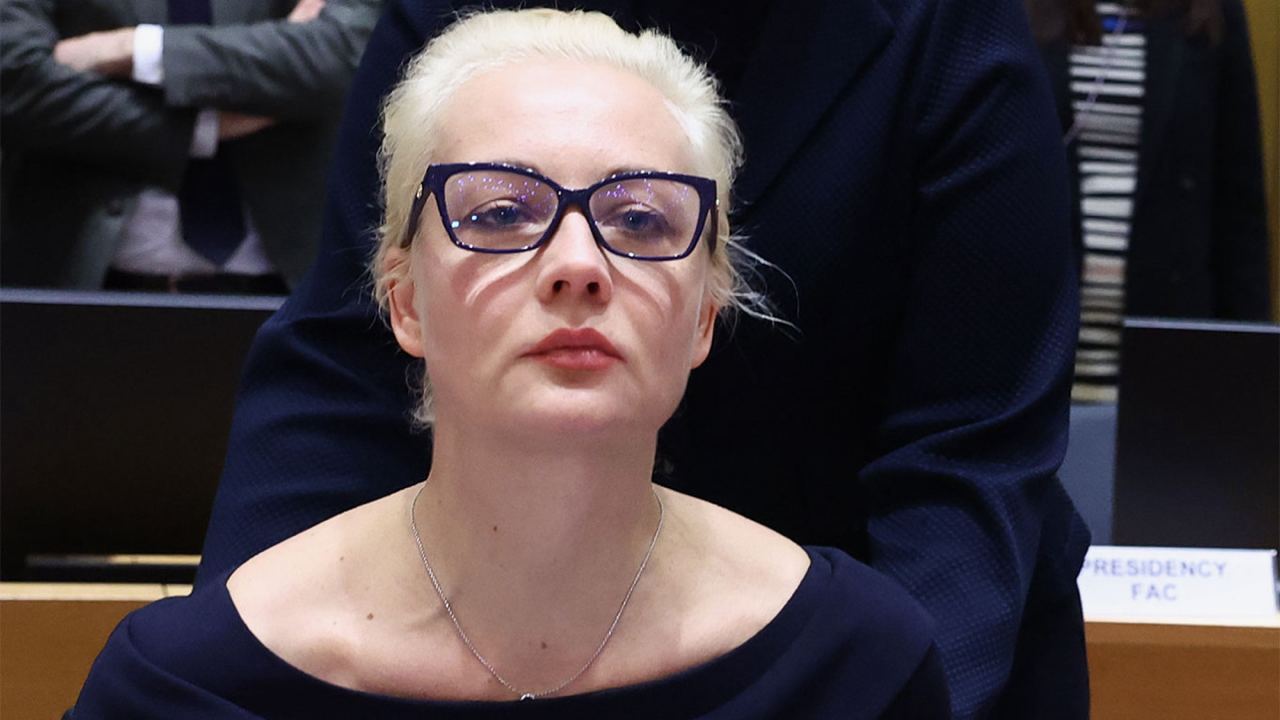 Чому на похороні Навального не було ні дружини, ні дітей
