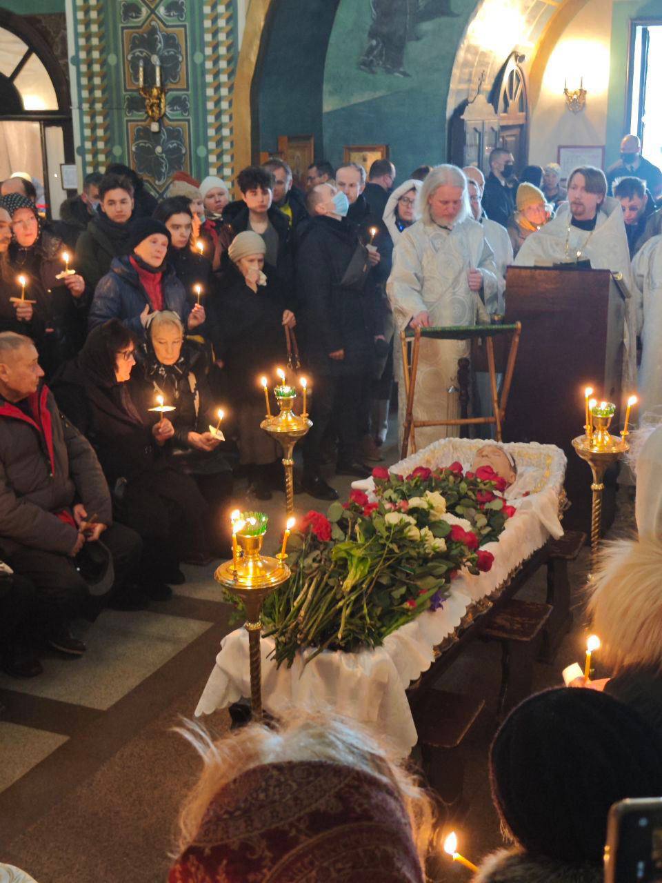 “Це не він”: на похороні Навального побачили дивний момент 