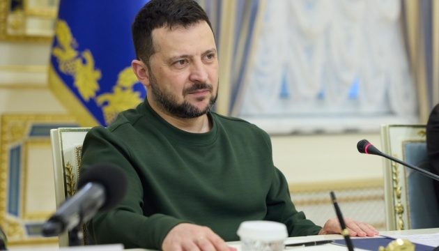 Зеленский поздравил с Днем Конституции (видео)prozoro.net.ua