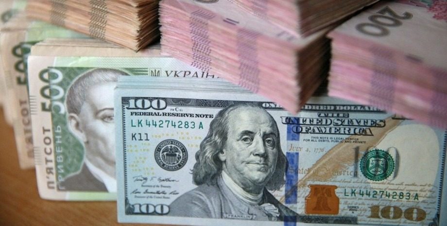 Украина может «отказаться» от доллара: как будут считать курс гривны