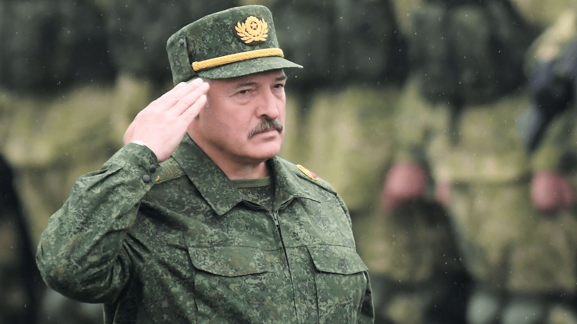 Лукашенко готовит Беларусь к войне и назвал «врагов номер один»