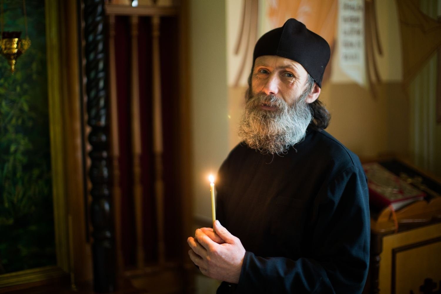 Монах побачив закінчення війни: свічка Путіна скоро догорить ➤ Prozoro.net.ua