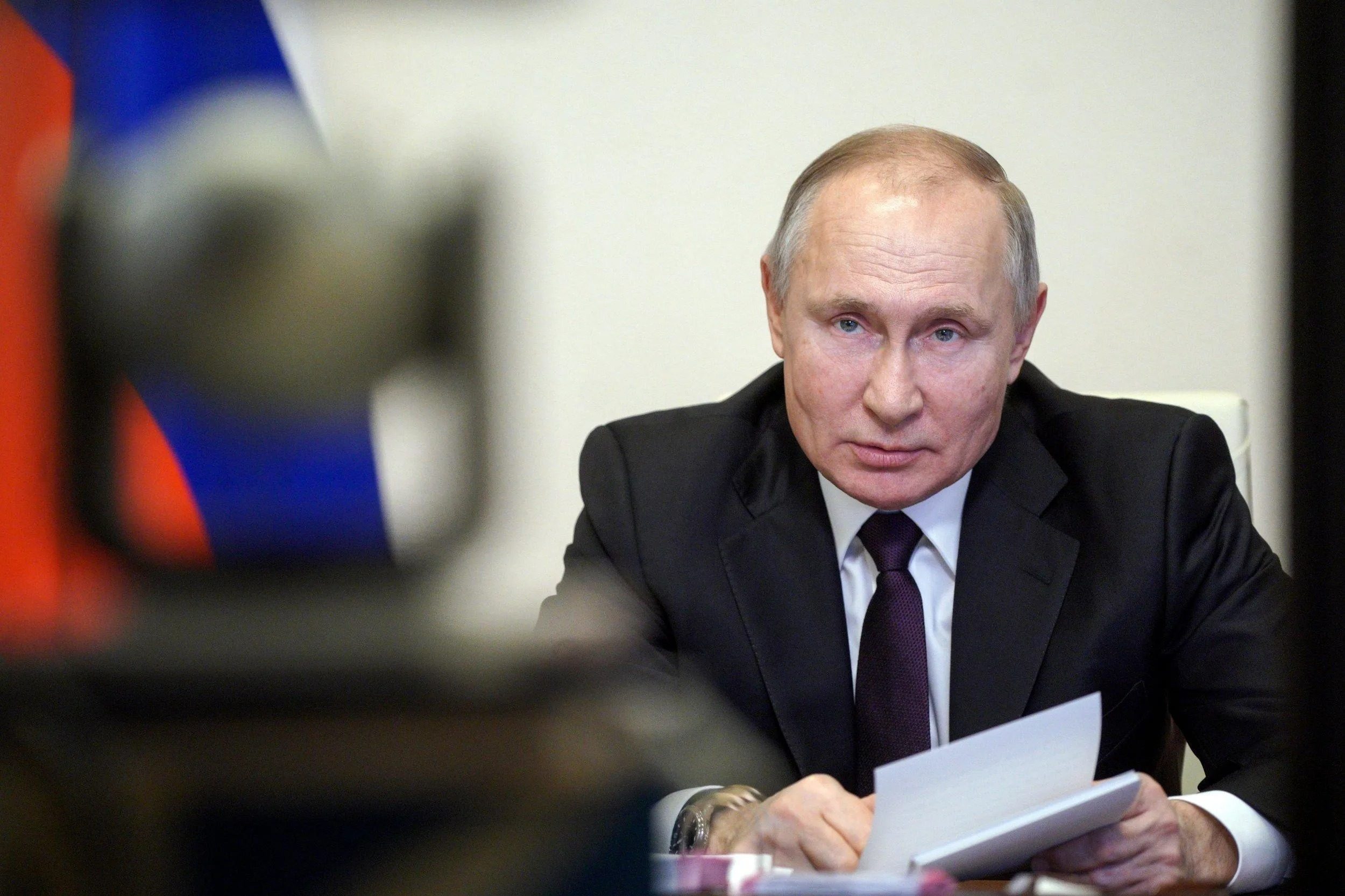 Опасаются покушения: политолог объяснил, почему прячут Путина