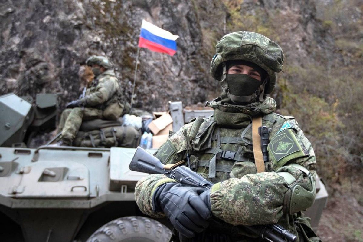 РФ виводить війська з Карабаху: куди їх можуть відправити