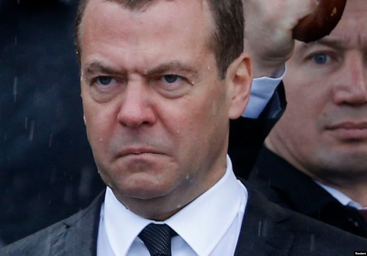Медведева “прорвало” после голосования по помощи Украине в США