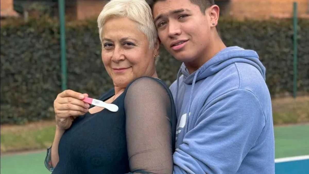 55-річна жінка завагітніла від 24-річного блогера