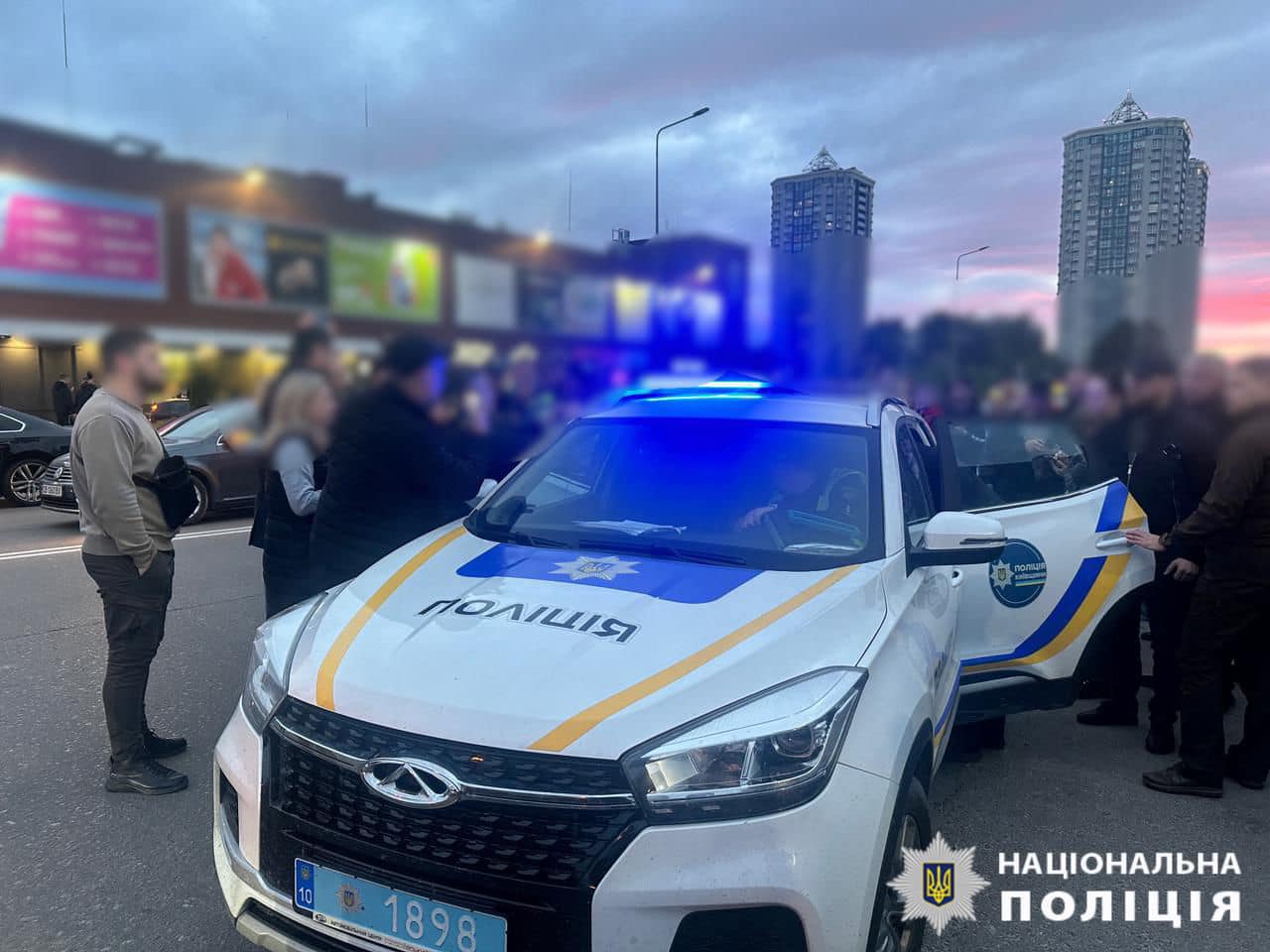 П’яний керівник Броварської РДА збив людей на переході: відео  ➤ Prozoro.net.ua