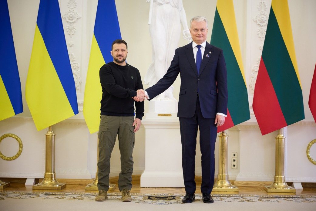 Зеленский и президент Латвии подписали важный для Украины документ