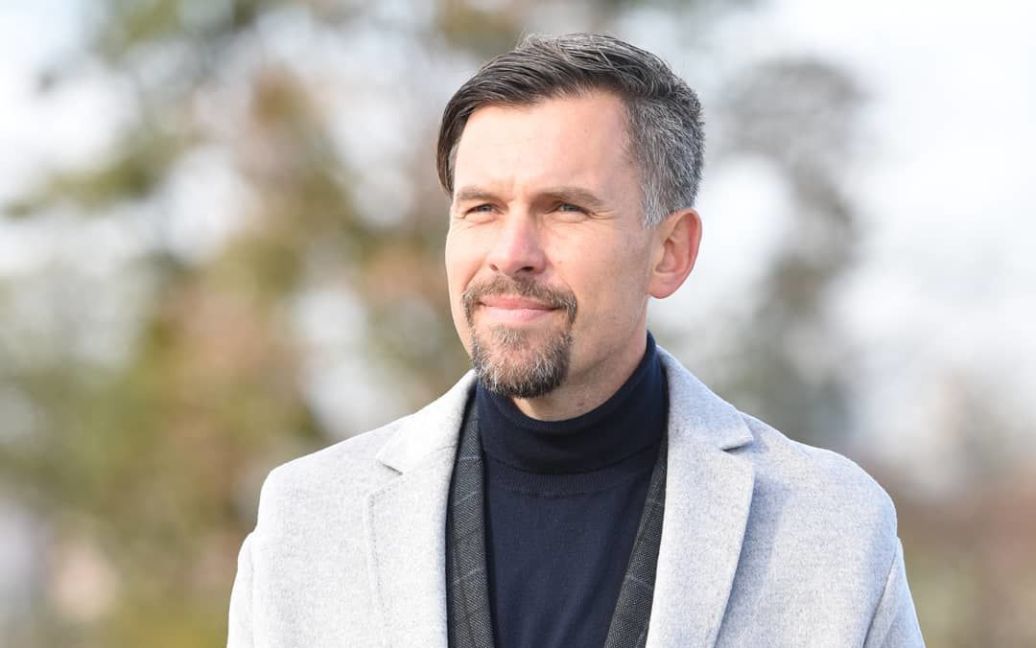 Актор-військовий Геннадій Попенко висловився про артистів, які здивували під час війни