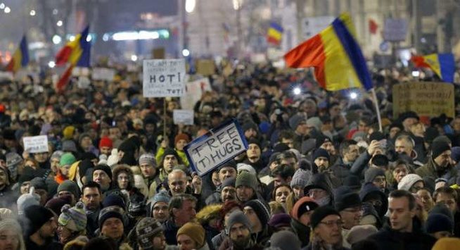 Многотысячные протесты в Будапеште набирают обороты: венгры выступили против Орбана ➤ Prozoro.net.ua