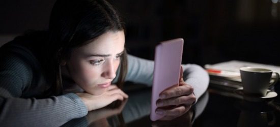 Як зберегти зв’язок та інтернет у блекаут: поради від Мінцифри