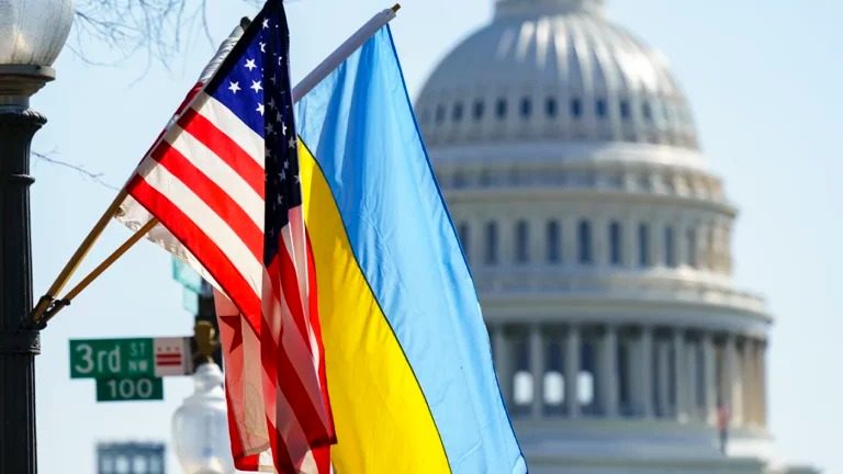 В РФ неадекватно отреагировали на решение США о помощи Украине