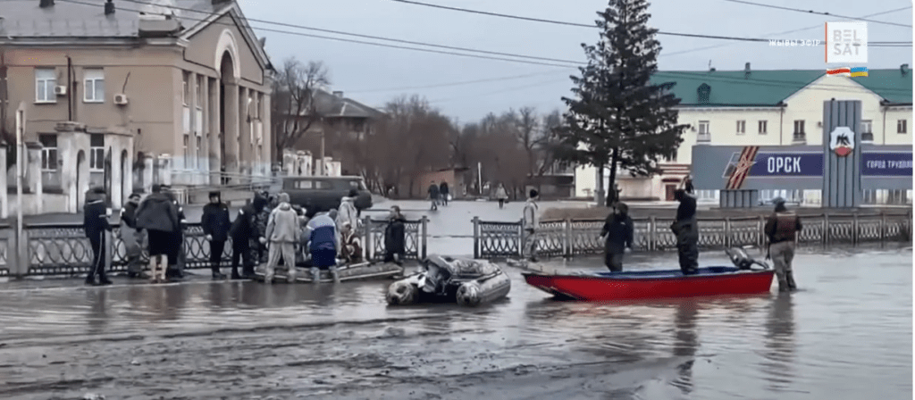 Міста під водою і повалені мости: кого Росія звинувачує у прориві дамби 11 Міста під водою і повалені мости: кого Росія звинувачує у прориві дамби