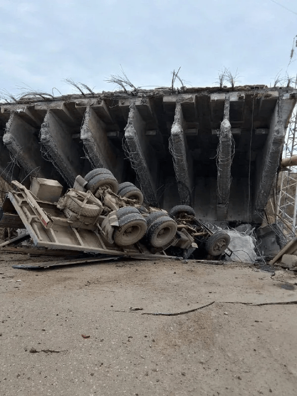 Міста під водою і повалені мости: кого Росія звинувачує у прориві дамби 12 Міста під водою і повалені мости: кого Росія звинувачує у прориві дамби