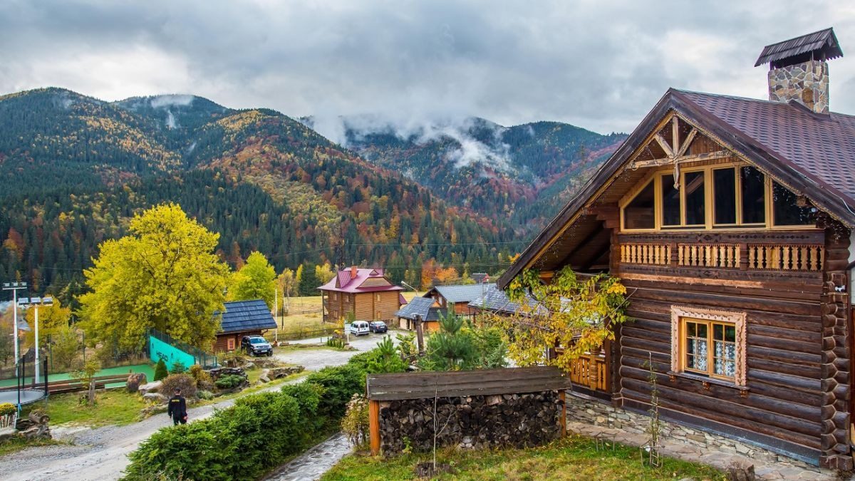 Скільки коштує відпочити у Карпатах: ціни у готелях зараз
