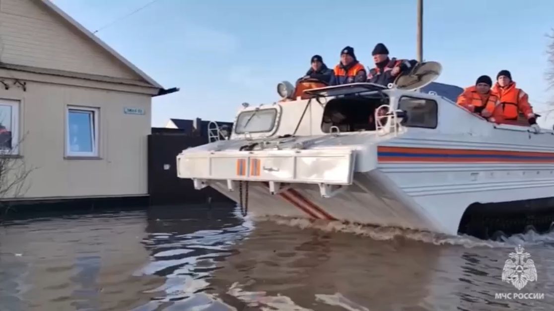 Прорив дамби в росії: мешканці Орська погрожують від’єднатися від РФ