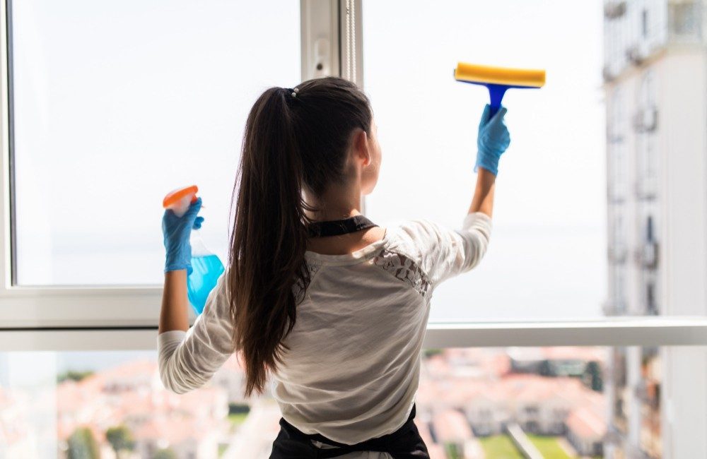 Сбрызните окна этим: мыть потом не надо месяцами ➤ Prozoro.net.ua