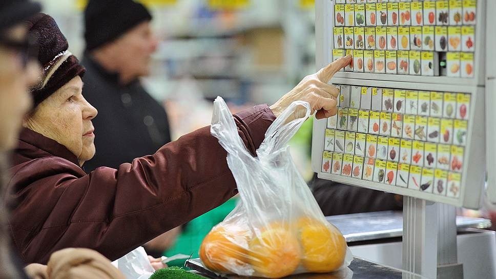 Таємничий платіж у чеку: як супермаркети обдурюють