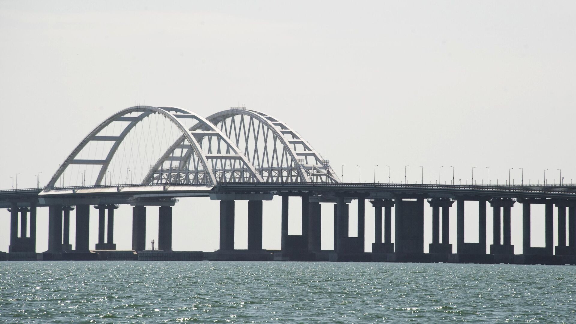 Почему Украина еще не уничтожила Крымский мост: объяснение