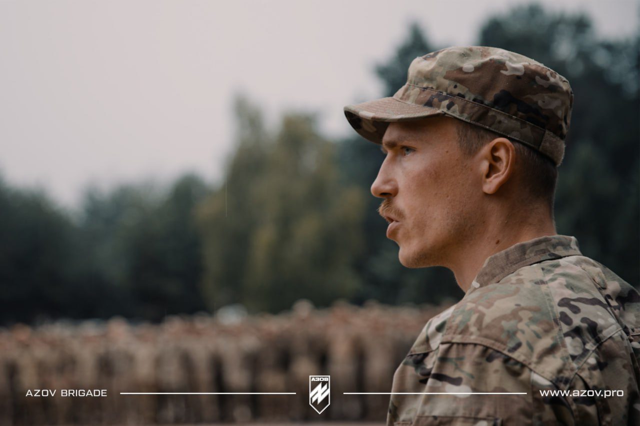 «Редис» показал фото переговоров с оккупантами на Азовстали
