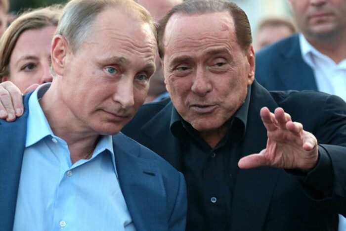 Путин вырезал сердце косули и отдал Берлускони, но его тошнило