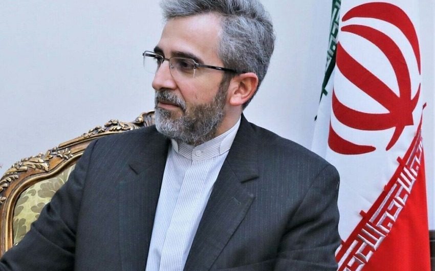 Новий глава МЗС Ірану дав перше інтерв’ю з розстебнутою ширинкою