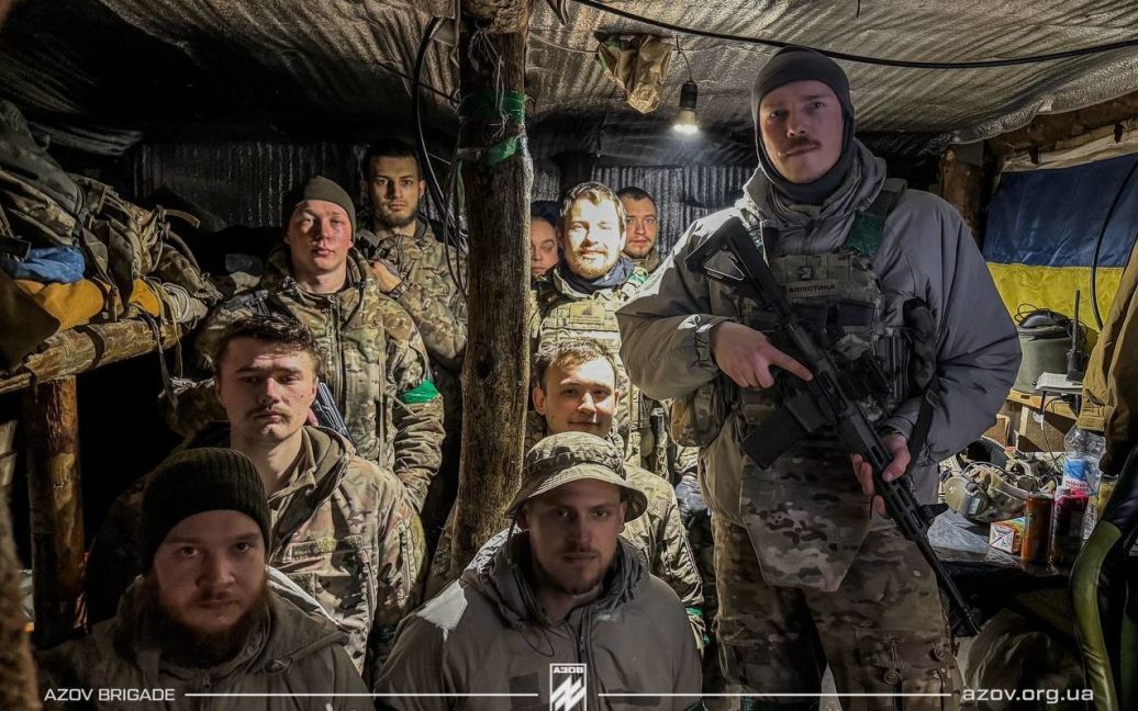 “Азову” не дают оружие от США: петицию не поддержали