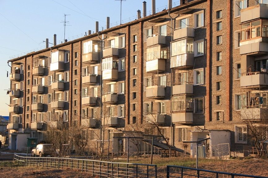 Ремонтувати чи зносити: що влада задумала з хрущовками
