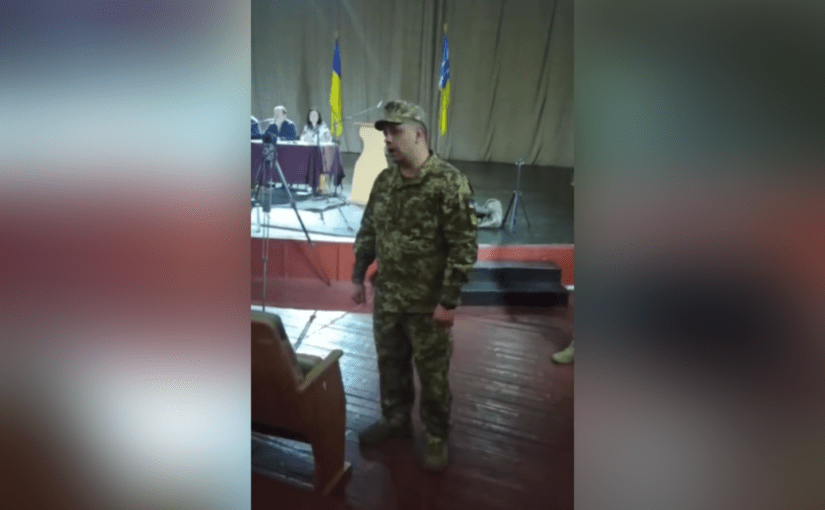 У Каневі новий військком роздавав повістки депутатам замість знайомства ➤ Prozoro.net.ua