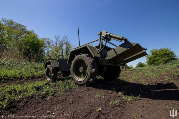Военные опробовали украинские наземные дроны "Махно": фото