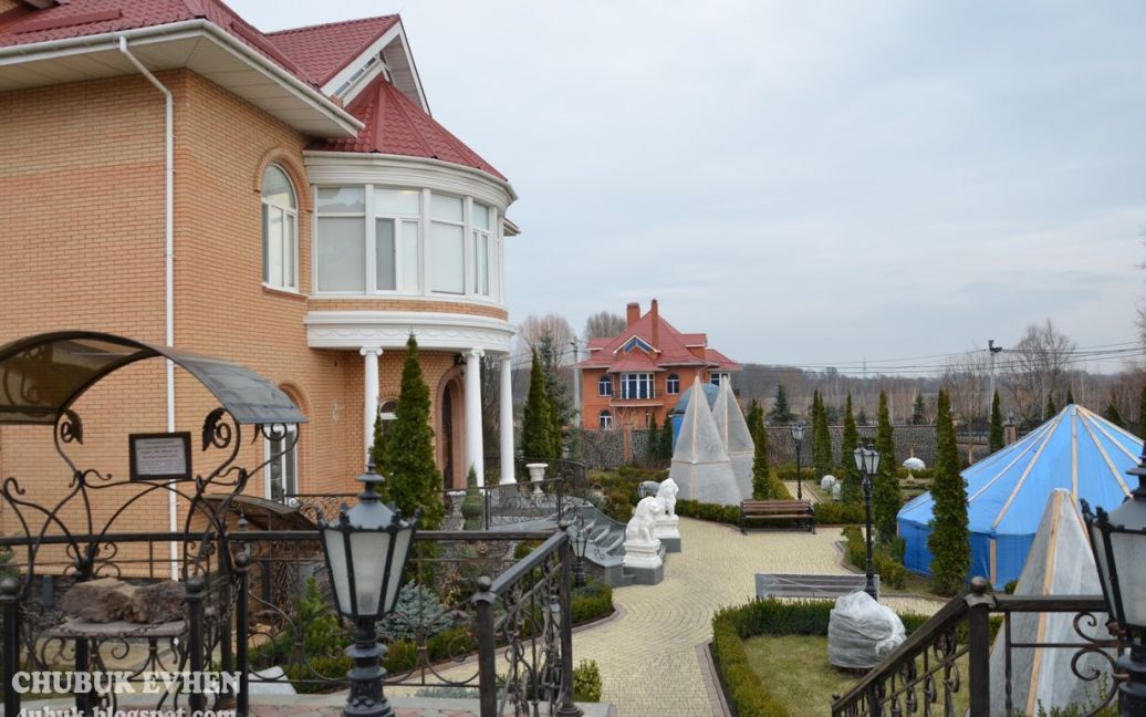 Под Киевом продают дом беглого экс-генпрокурора Пшонки: фото ➤ Prozoro.net.ua