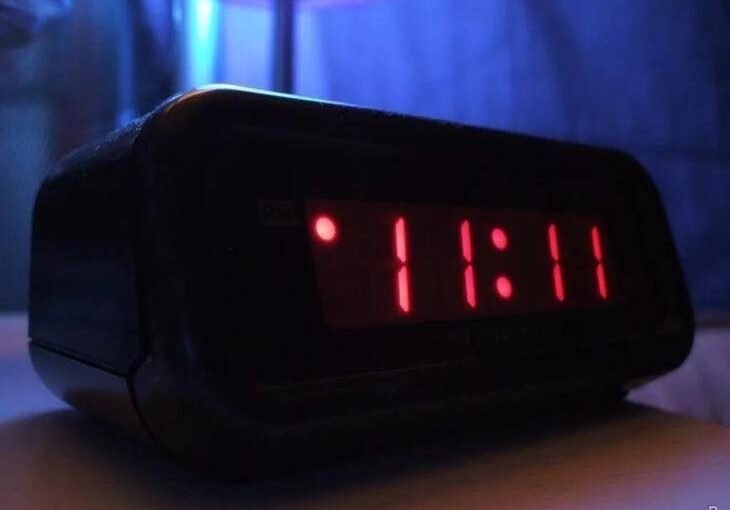 Що означає, коли на годиннику бачиш 11:11 або 22:22 ➤ Prozoro.net.ua