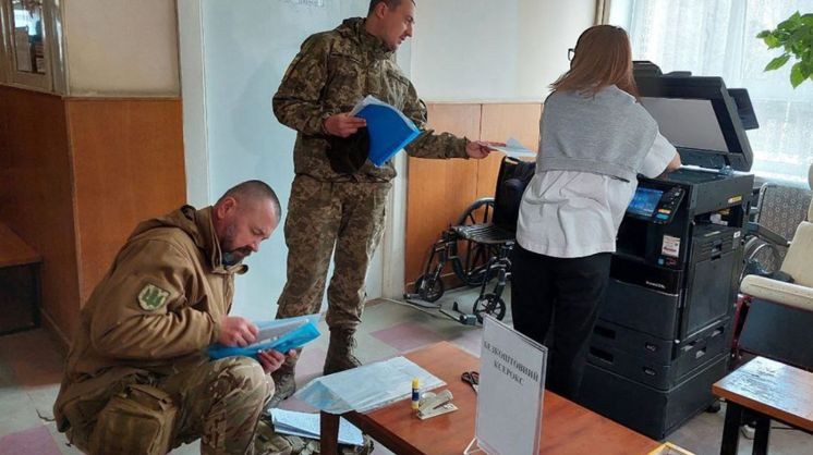 Когда бывшим «ограниченно пригодным» надо проходить ВЛК