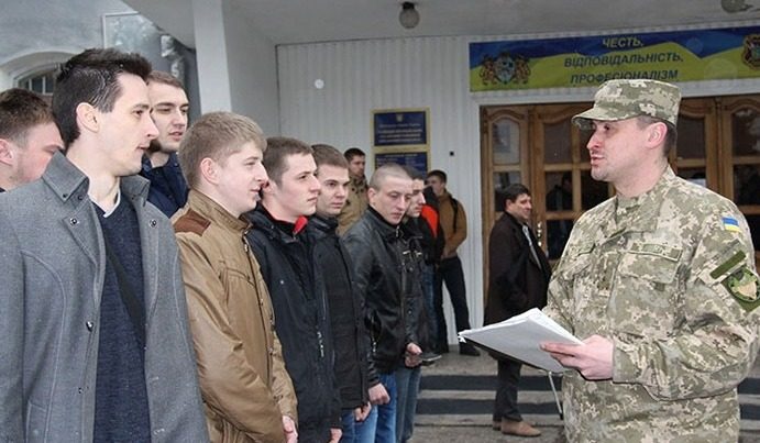 Що робити, якщо ТЦК відмовляє у гарантованій відстрочці