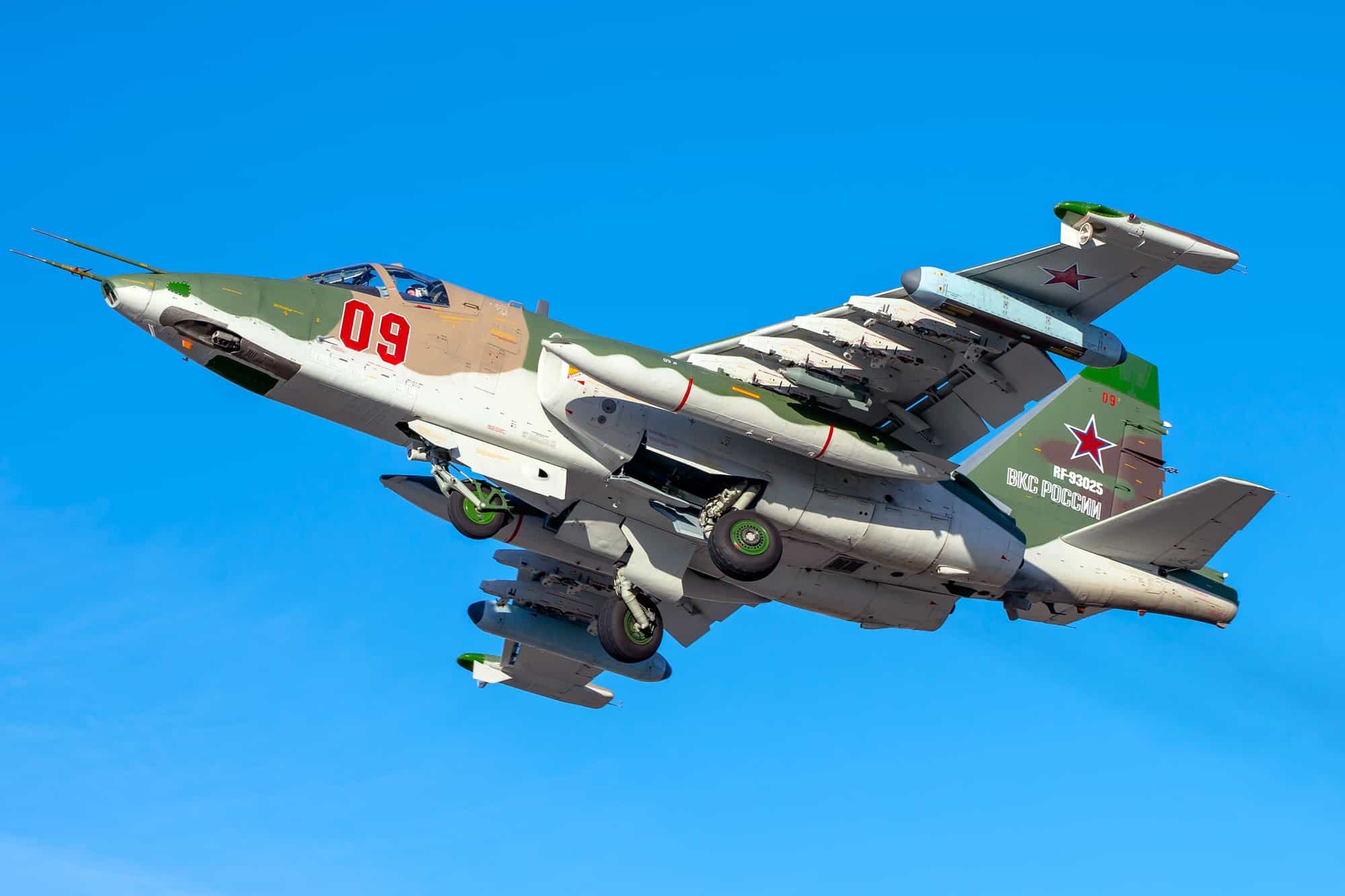 Два Су-25 за два дня: видео, как бойцы 110 ОМБр “приземлили” российские истребители