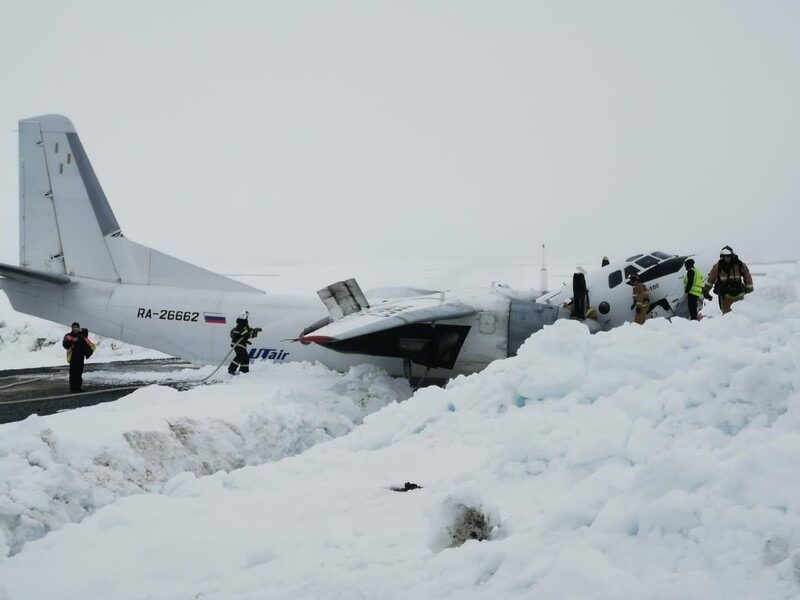 У РФ літак із пасажирами під час посадки розломився навпіл ➤ Prozoro.net.ua