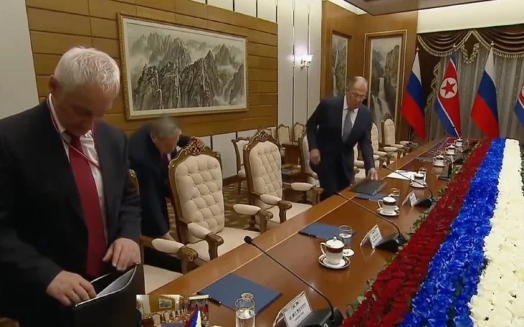 Лаврова и Белоусова выгнали из зала заседаний в Пхеньяне (видео)