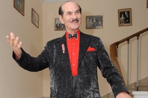 Блогер показал могилу Чапкиса и не сдерживал эмоций
