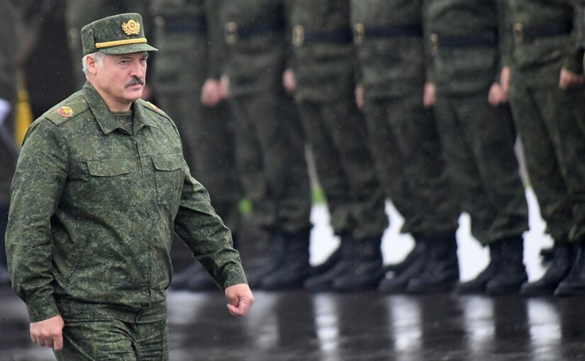 “Могут развернуть оружие”: эксперт о поддержке Лукашенко ➤ Prozoro.net.ua