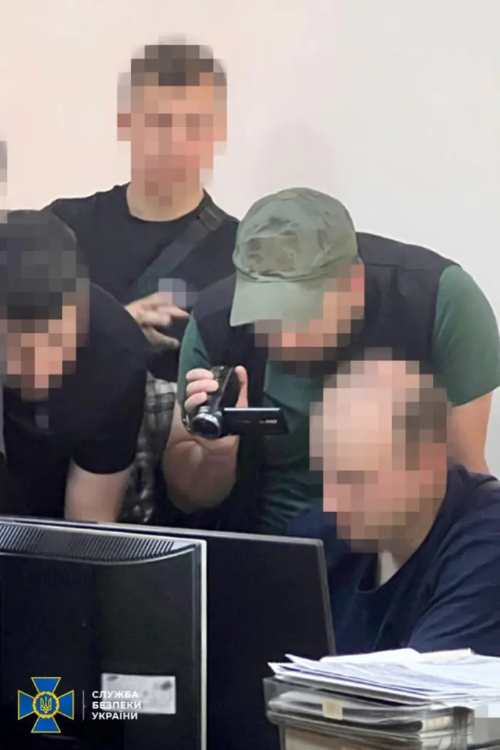СБУ задержала непростого чиновника Хмельницкого горсовета
