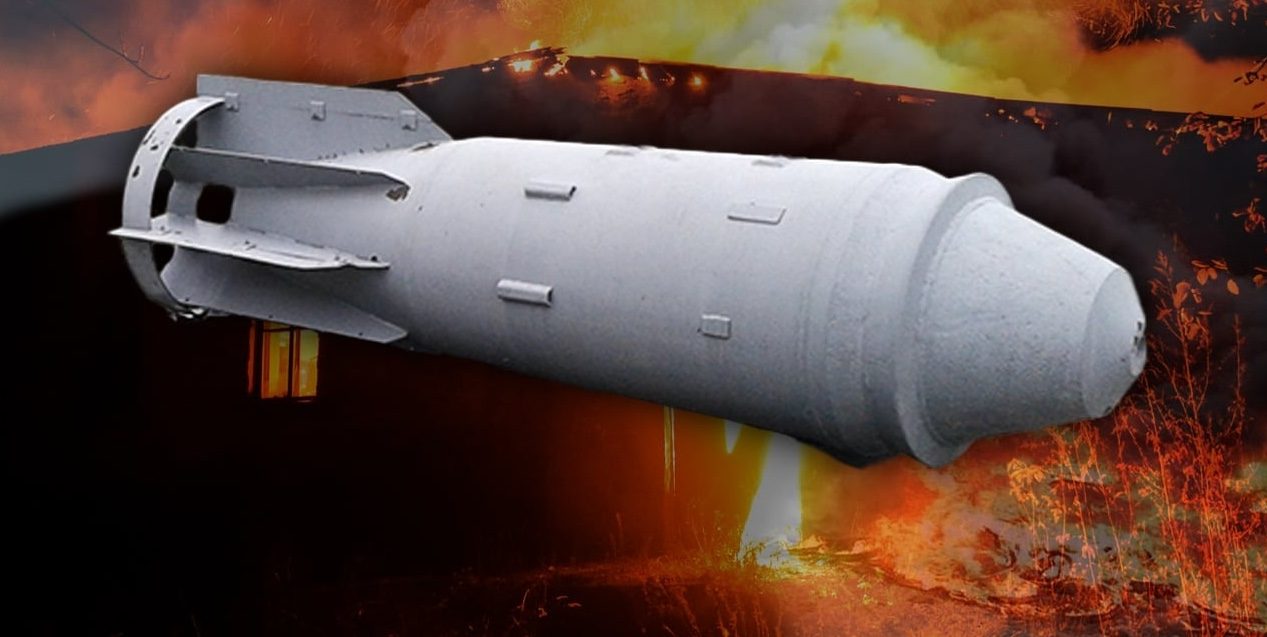 ЗС РФ вперше вдарили тритонною бомбою ФАБ-3000 (відео)
