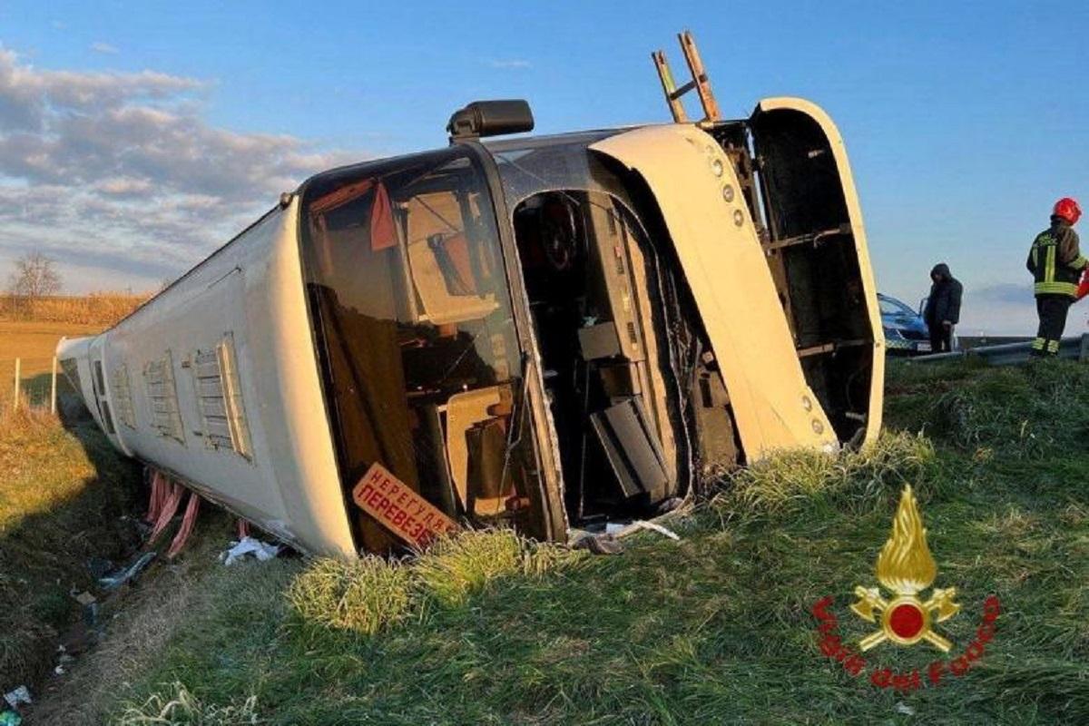 В Румынии перевернулся автобус с украинскими туристами