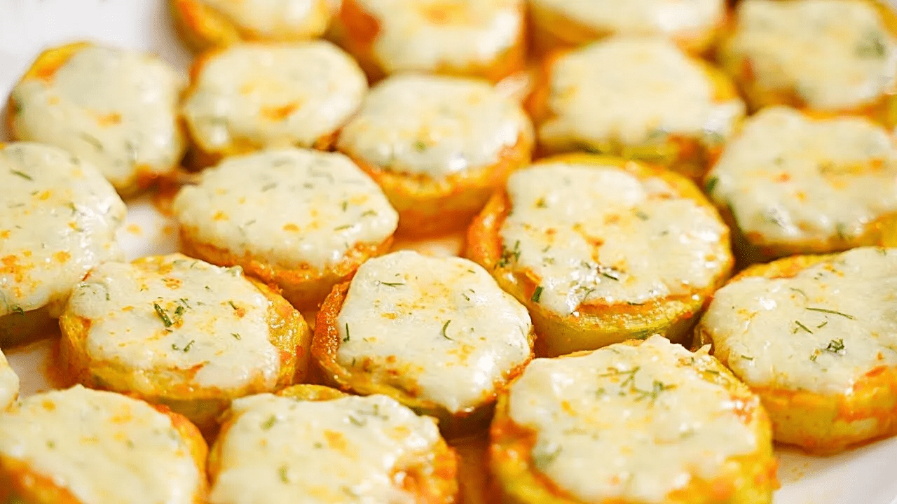 Рецепт кабачків, запечених з сиром: легко та корисно ➤ Prozoro.net.ua