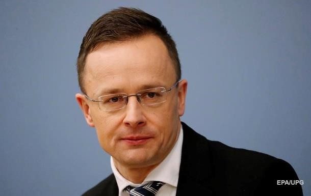 Почему Венгрия больше не блокирует начало переговоров по вступлению Украины в ЕС